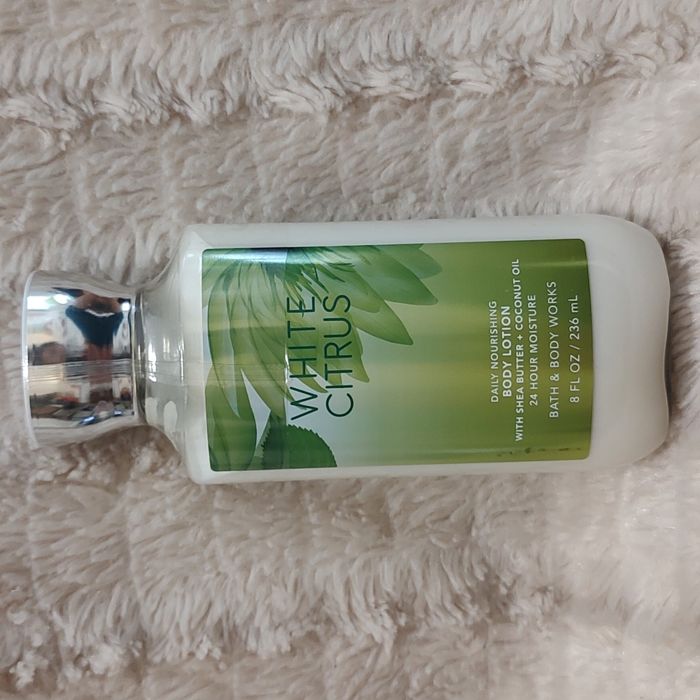 Bath and body works white citrus body lotion